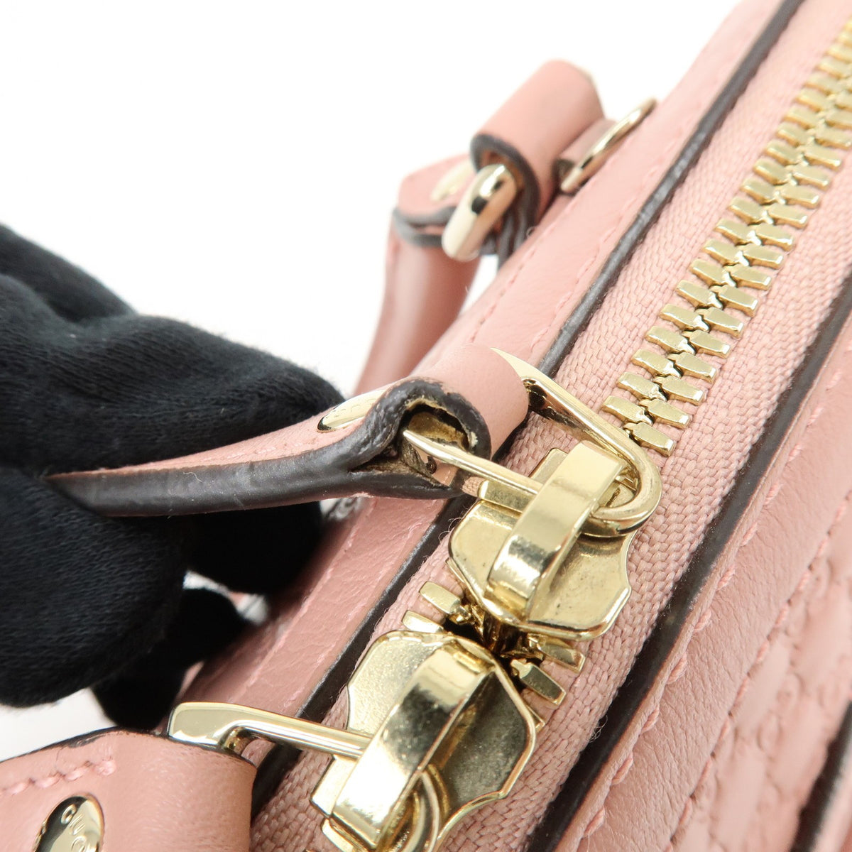 Gucci Gg Charm Convertible Dome Satchel Guccissima Leather Pink Leather Handbag (Pre-Owned)