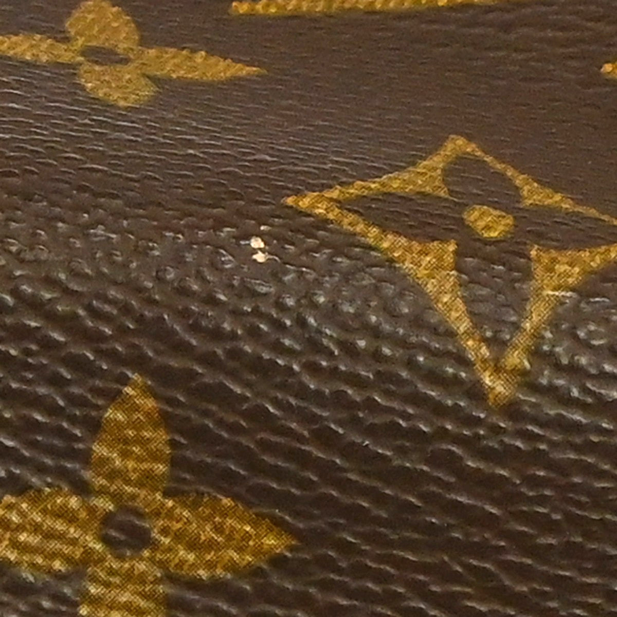Louis Vuitton Keepall Monogram Canvas Brown Canvas Travel Bag Bag (Pre-Owned)