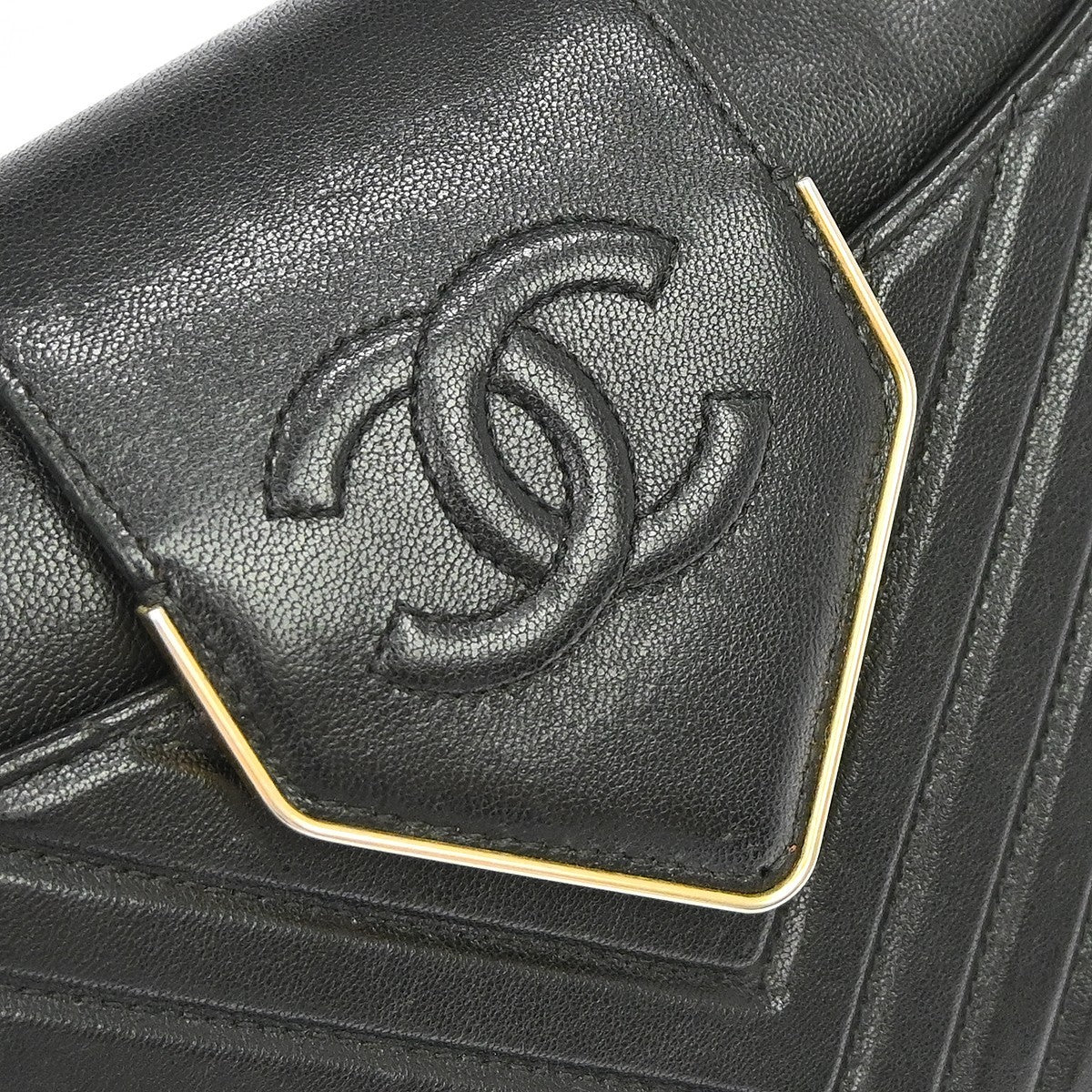 Chanel Collar And Tie Flap Chevron Sheepskin Black Leather Shoulder Bag Bag (Pre-Owned)