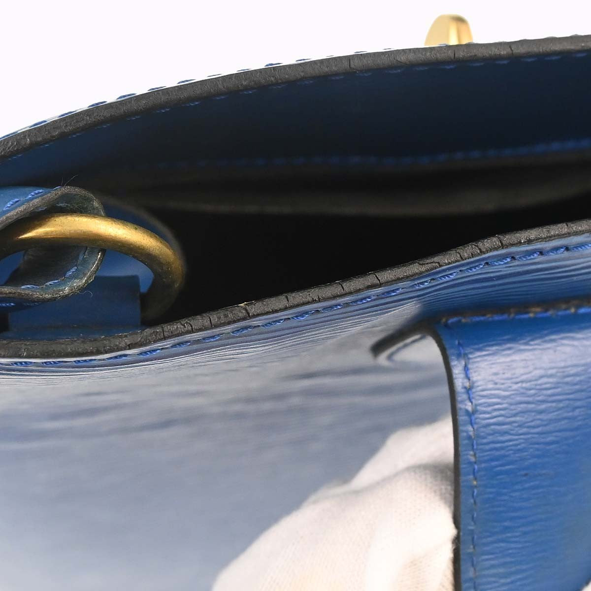Louis Vuitton Cluny Epi Blue Leather Shoulder Bag Bag (Pre-Owned)