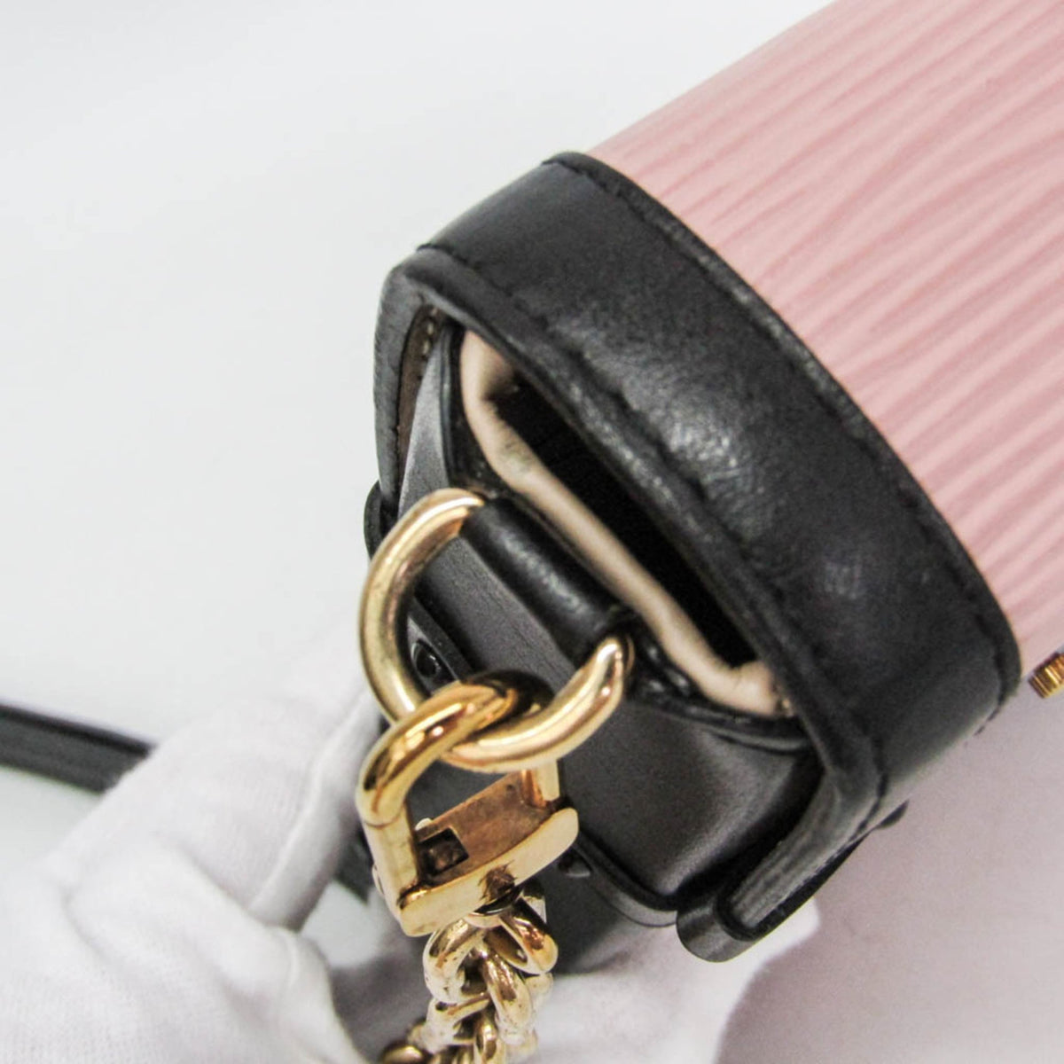 Louis Vuitton Vertical Trunk Pochette Epi Leather Pink Leather Clutche & Pouche Bag (Pre-Owned)