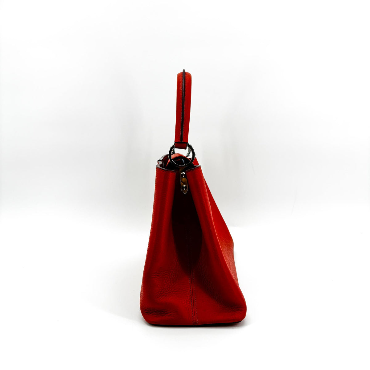 Louis Vuitton Capucines Leather Red Leather Handbag (Pre-Owned)