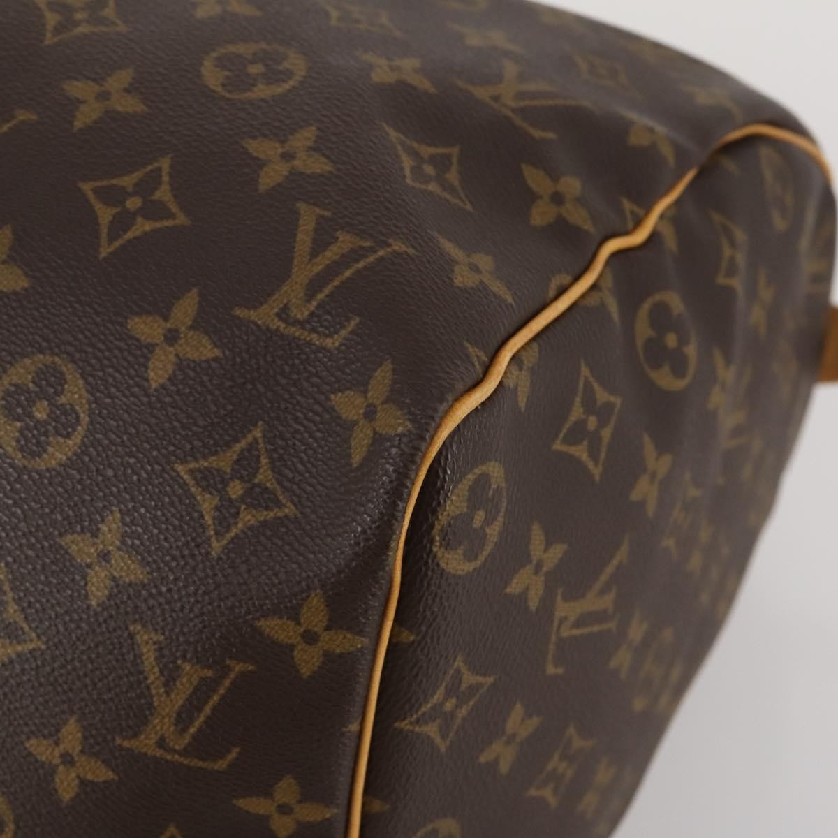 Louis Vuitton Keepall Monogram Canvas Brown Canvas Travel Bag Bag (Pre-Owned)