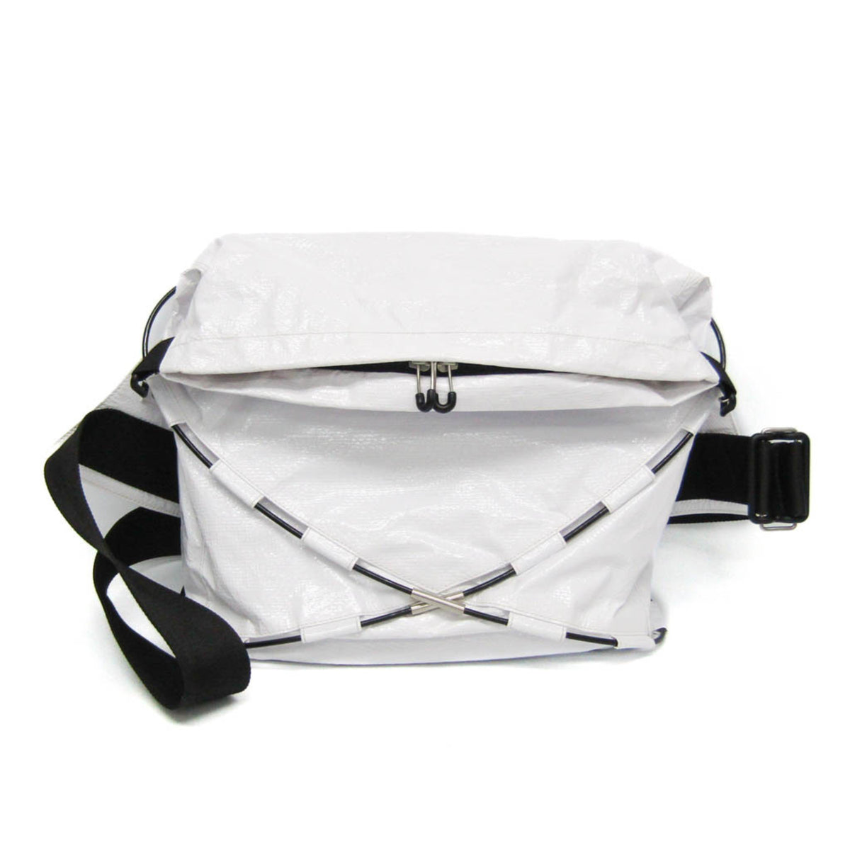 Bottega Veneta Tent Belt Nylon White Plastic Handbag (Pre-Owned)