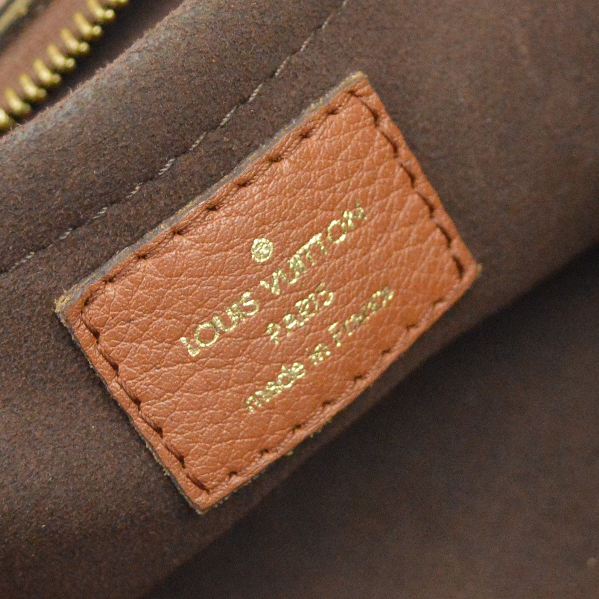 Louis Vuitton Lunar Mahina Leather Brown Leather Shoulder Bag Bag (Pre-Owned)