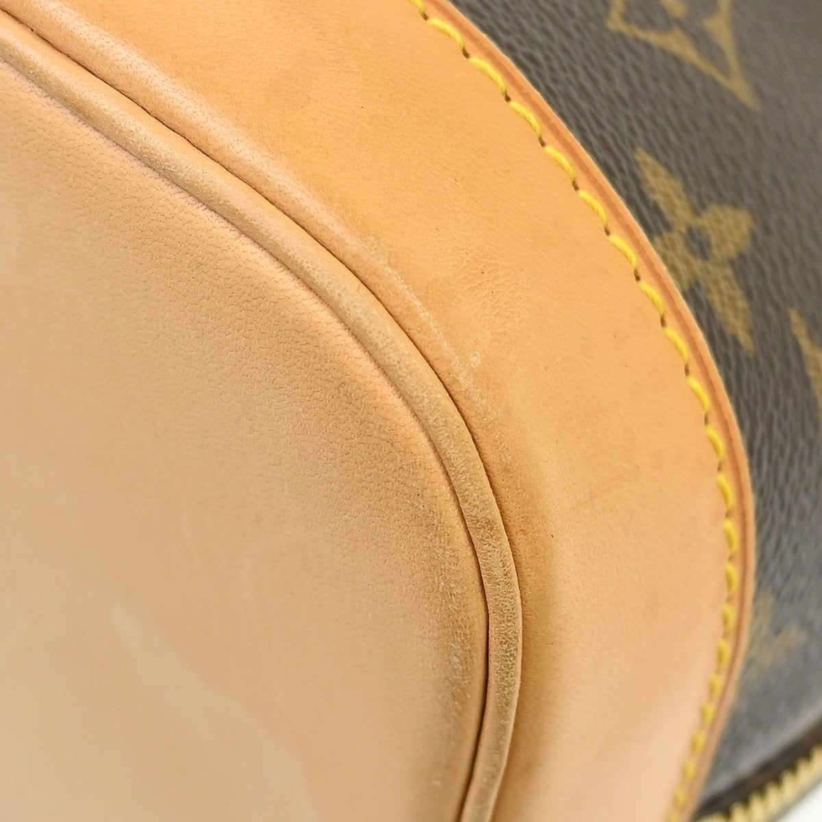Louis Vuitton Alma Monogram Canvas Brown Canvas Handbag (Pre-Owned)