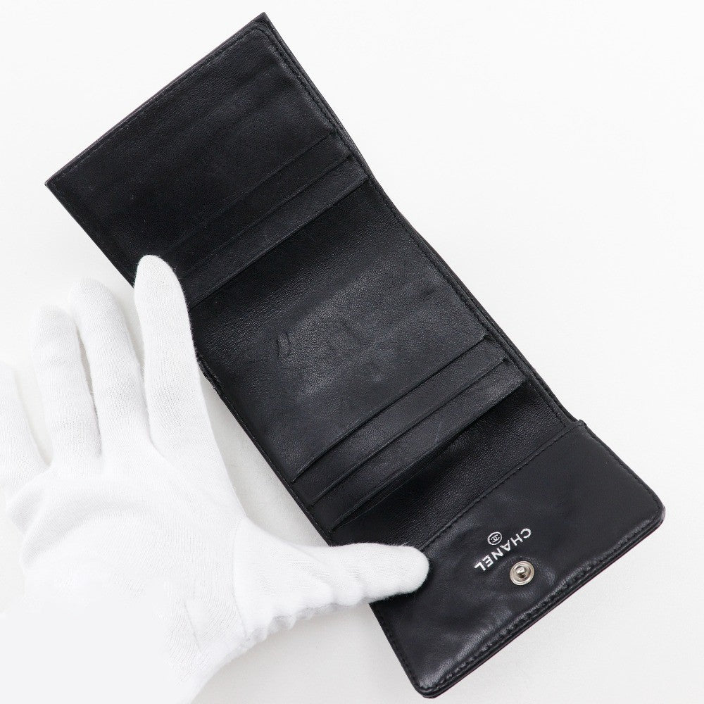 Chanel Bi-Fold Quilted Patent Black Patent_Leather Wallets Accessory (Pre-Owned)
