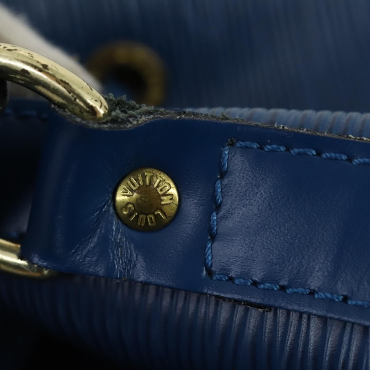 Louis Vuitton Petit Noe Epi Leather Blue Leather Shoulder Bag Bag (Pre-Owned)