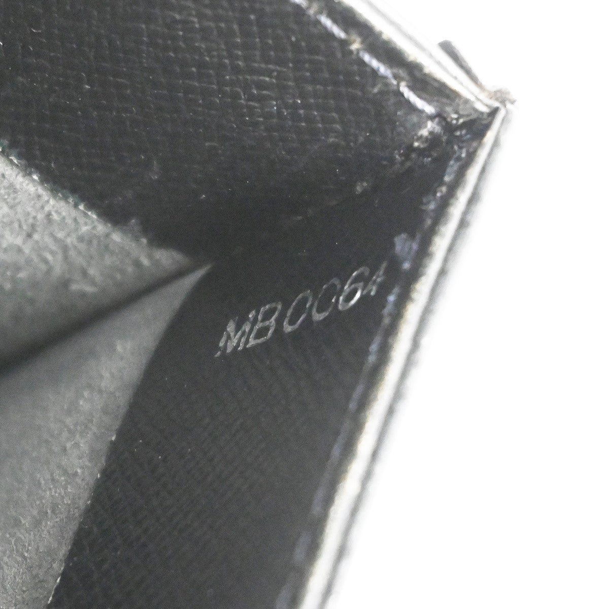 Louis Vuitton Porte-Documents Angara Taiga Leather Black Leather Briefcase Bag (Pre-Owned)