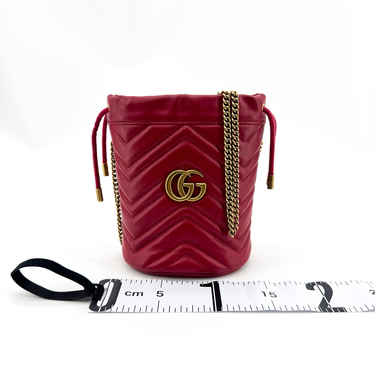 Gucci Gg Marmont Bucket Matelasse Leather Red Leather Shoulder Bag Bag (Pre-Owned)
