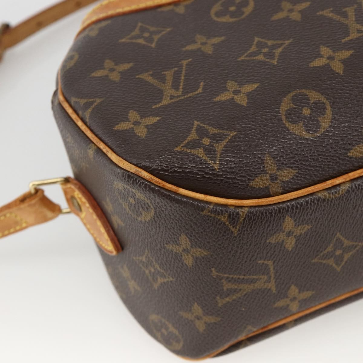 Louis Vuitton Blois Monogram Canvas Brown Canvas Handbag (Pre-Owned)