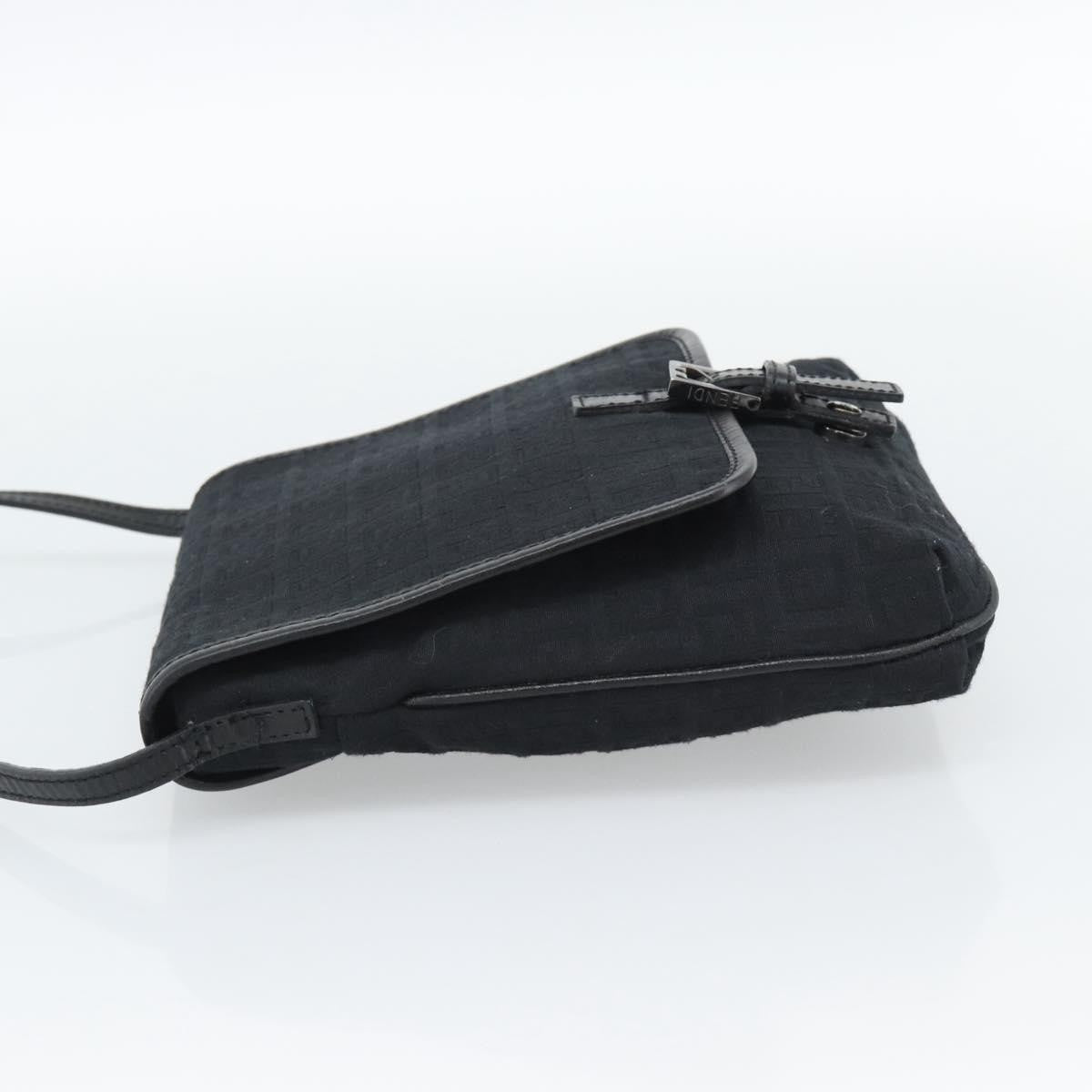 Fendi Shoulder Zucchino Canvas Black Canvas Shoulder Bag Bag (Pre-Owned)