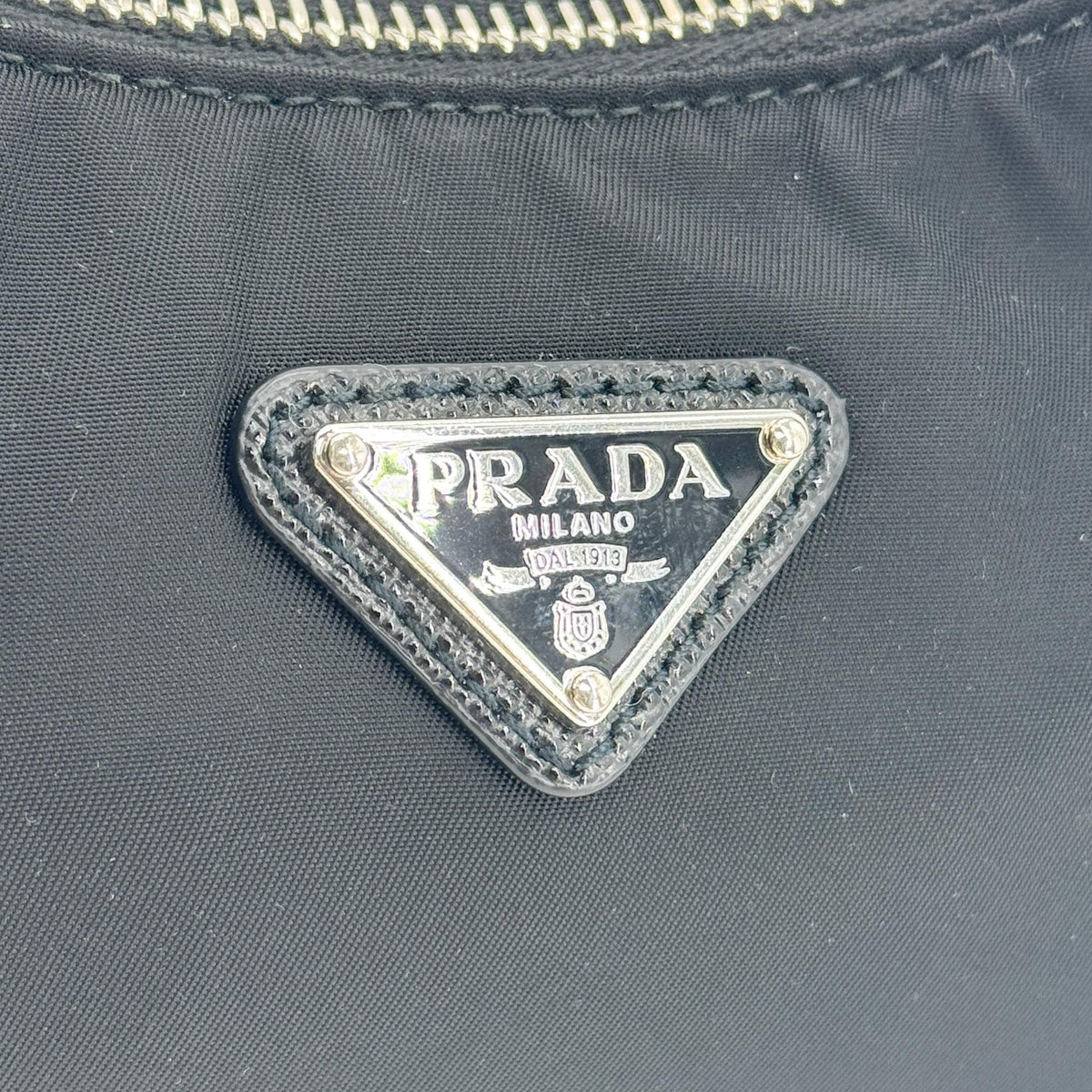 Prada Re-Edition 2005 Tessuto Black Nylon Shoulder Bag Bag (Pre-Owned)
