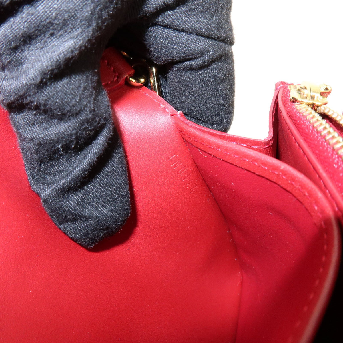 Louis Vuitton Chaine Monogram Vernis Red Patent_Leather Crossbody Bag Bag (Pre-Owned)
