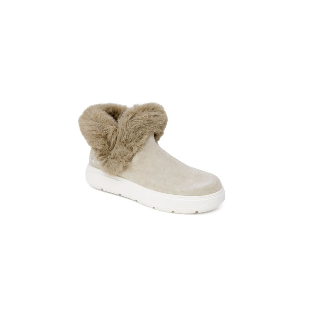 Love Moschino Beige Leather Women's Sneaker