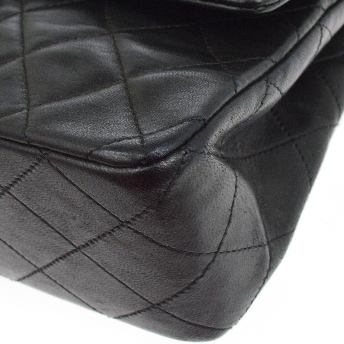 Chanel Vintage Classic Double Flap Quilted Lambskin Black Leather Handbag (Pre-Owned)
