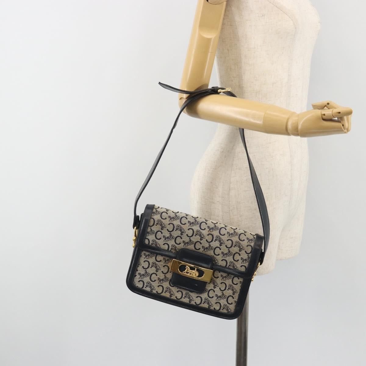 Celine Vintage Horse Carriage C Macadam Canvas And Leather Navy Canvas Shoulder Bag Bag (Pre-Owned)