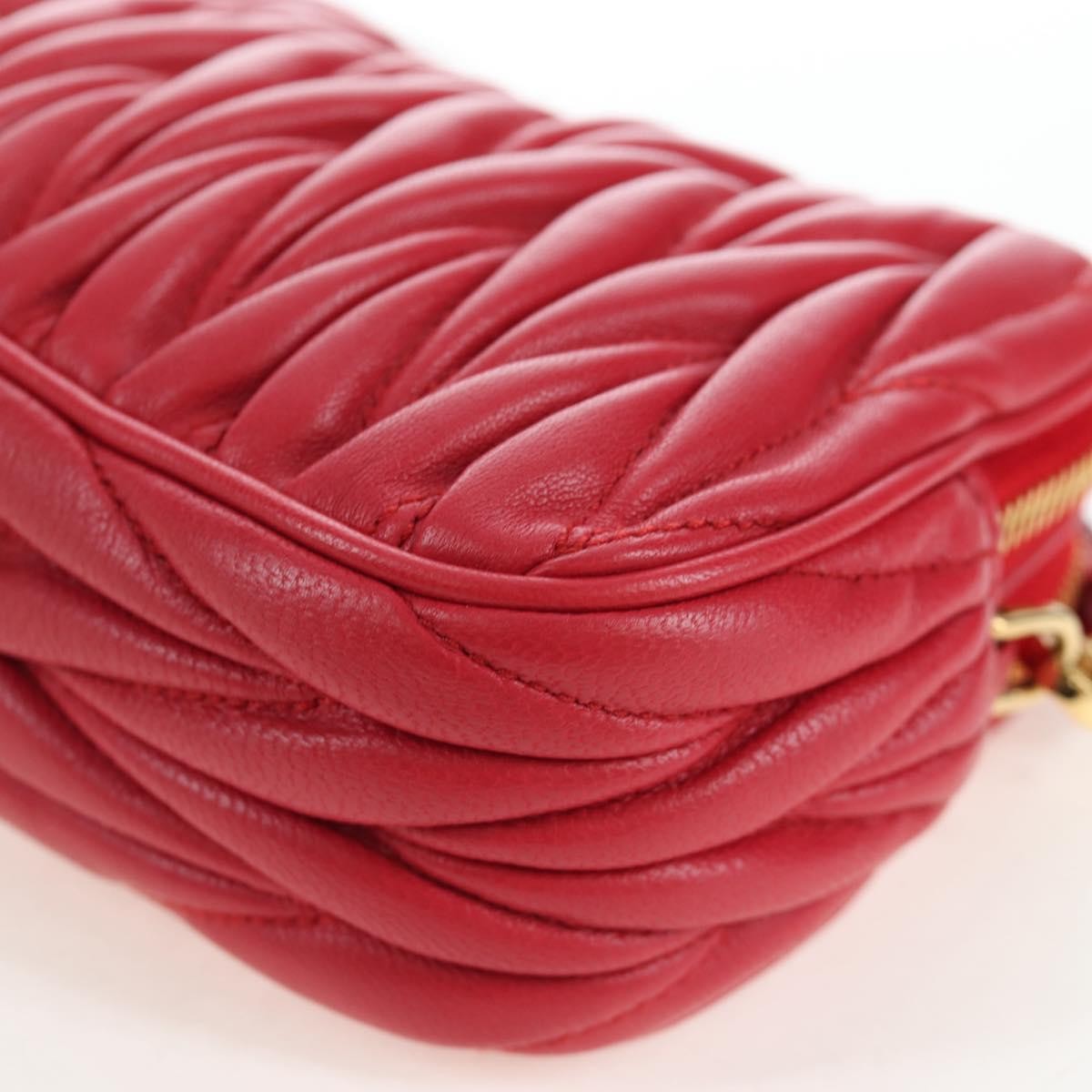 Miu Miu Tech Matelasse Leather Red Leather Crossbody Bag Bag (Pre-Owned)