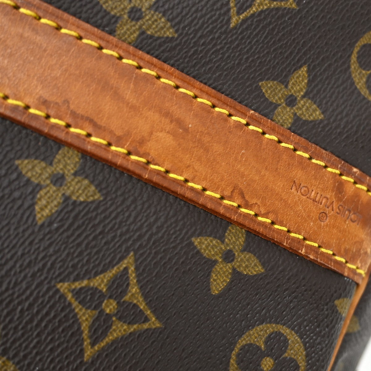 Louis Vuitton Keepall Bandoulière Monogram Brown Canvas Travel Bag Bag (Pre-Owned)