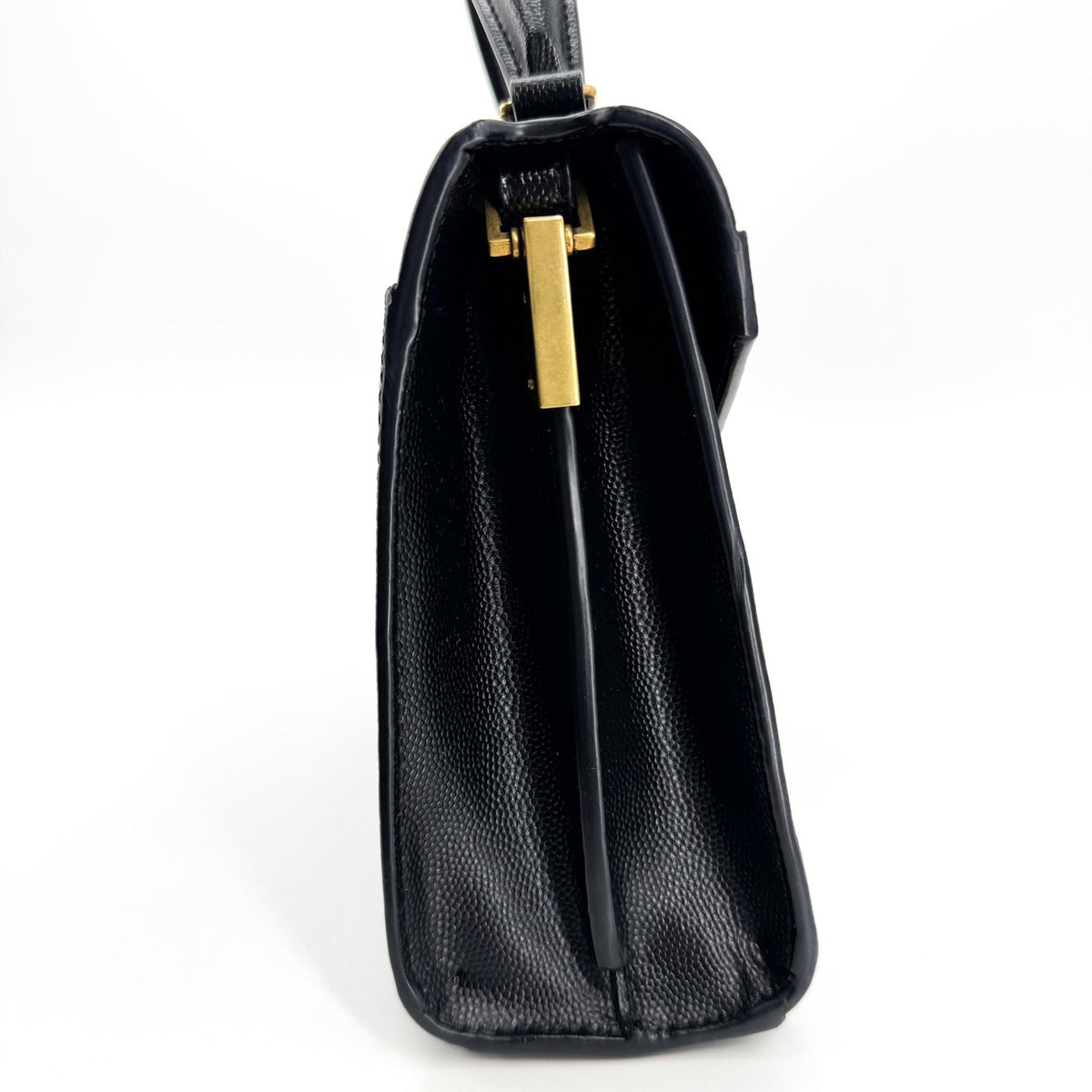 Saint Laurent Cassandra Leather Black Leather Shoulder Bag Bag (Pre-Owned)