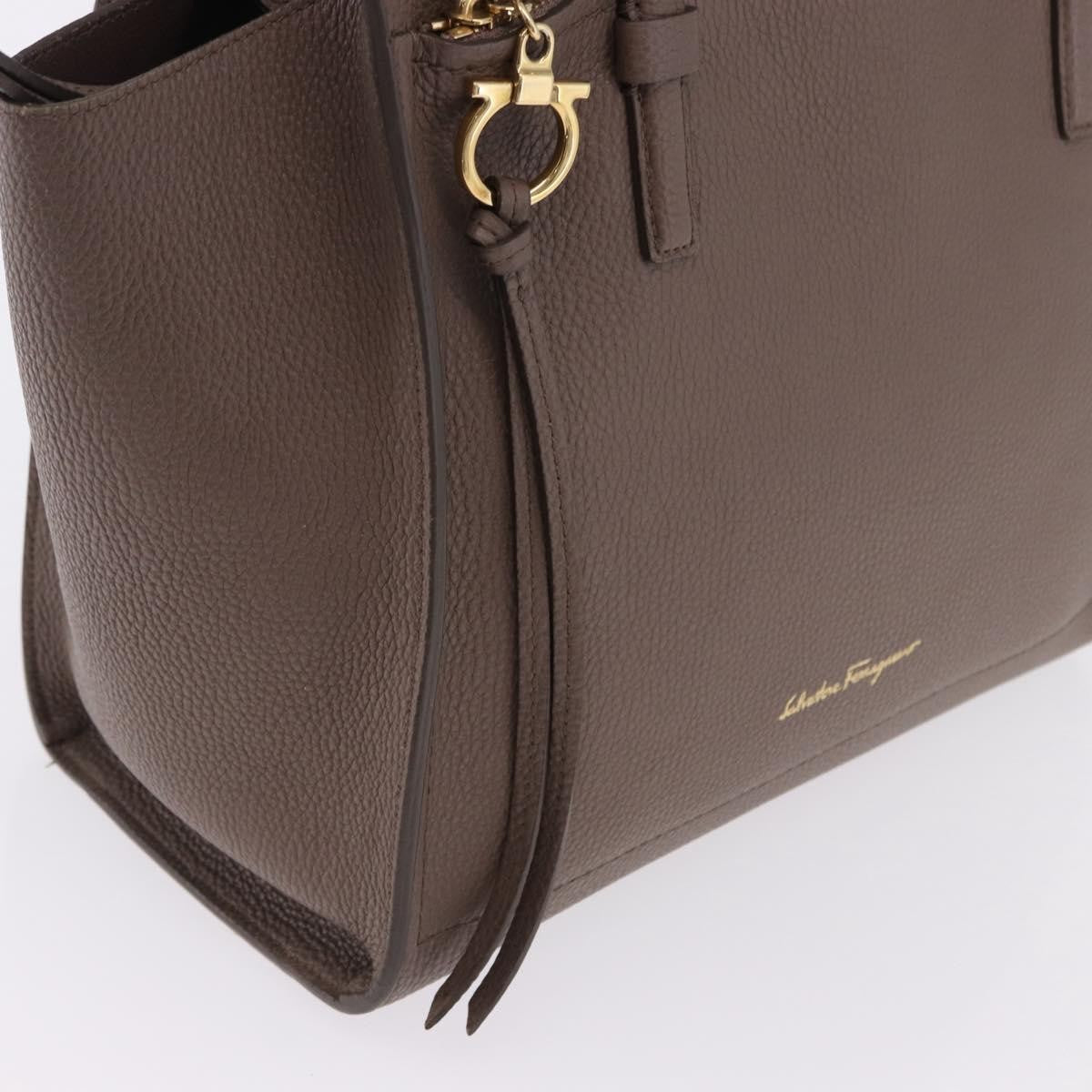 Salvatore Ferragamo Amy Tote Pebbled Leather Beige Leather Tote Bag Bag (Pre-Owned)