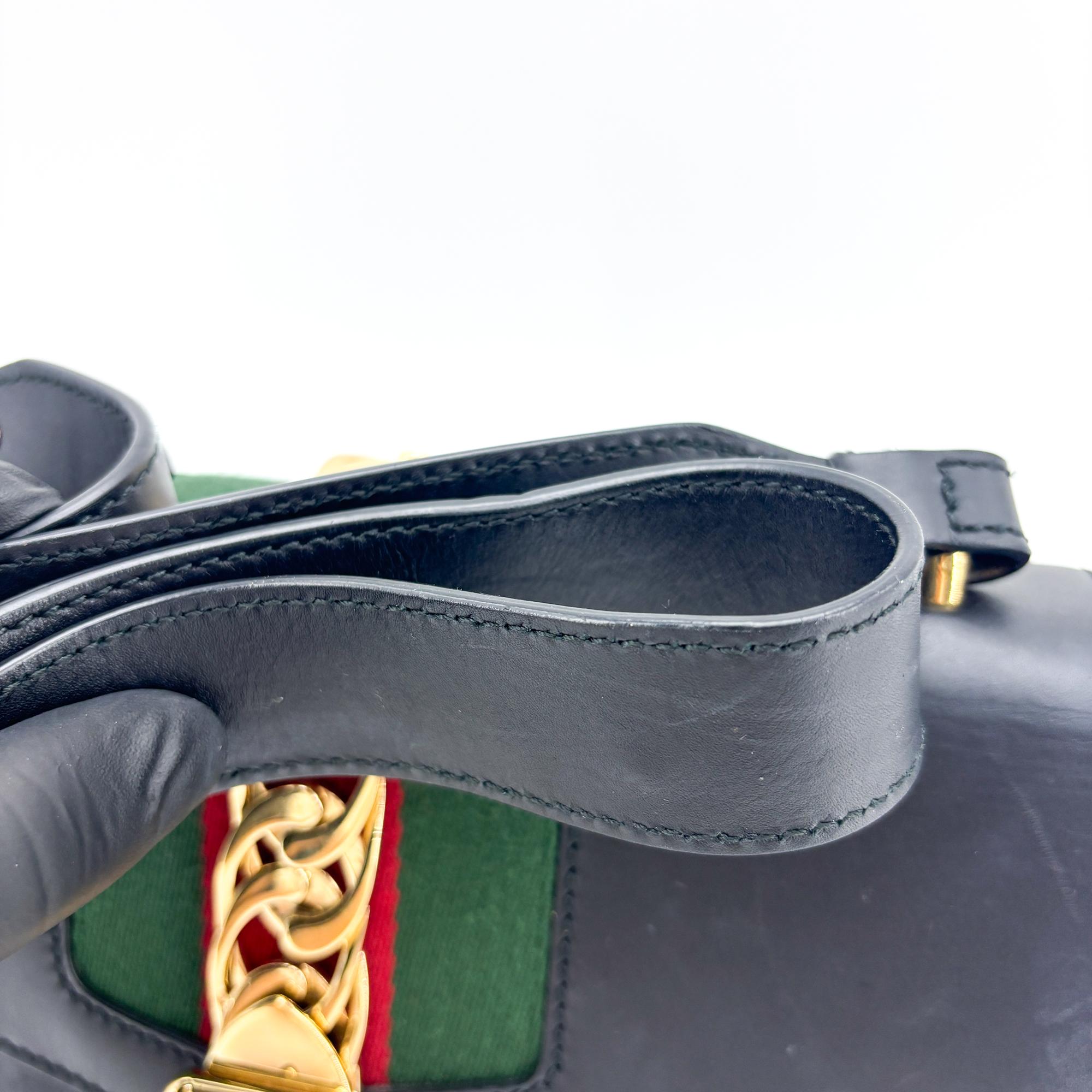 Gucci Sylvie Leather Navy Leather Shoulder Bag Bag (Pre-Owned)
