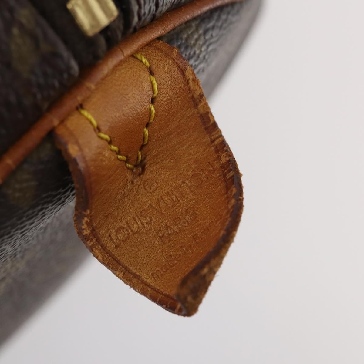 Louis Vuitton Keepall Bag Monogram Canvas Brown Canvas Travel Bag Bag (Pre-Owned)