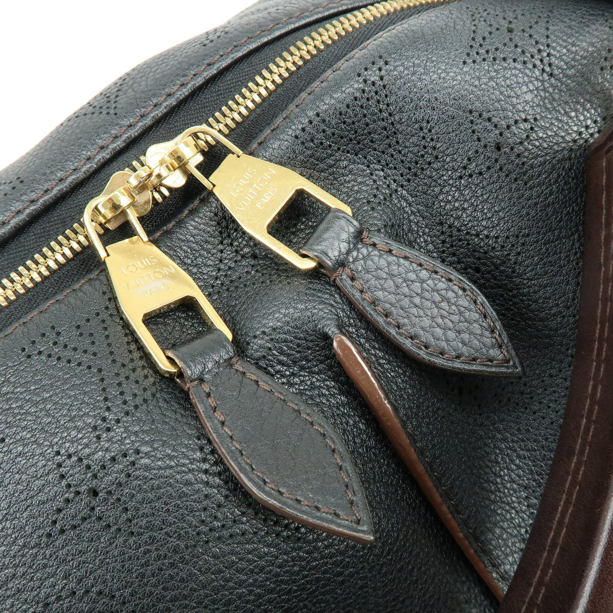 Louis Vuitton Selene Mahina Leather Black Leather Handbag (Pre-Owned)
