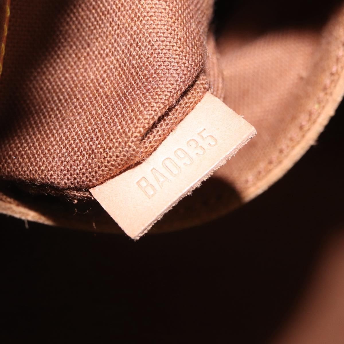 Louis Vuitton Alma Monogram Canvas Brown Canvas Handbag (Pre-Owned)