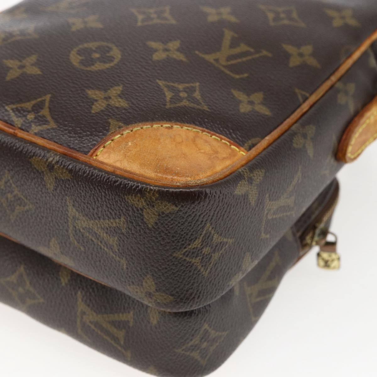 Louis Vuitton Amazone Monogram Canvas Brown Canvas Shoulder Bag Bag (Pre-Owned)