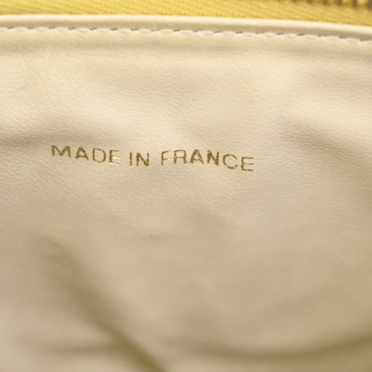 Chanel Vintage Timeless Cosmetic Case Caviar Yellow Leather Clutche & Pouche Bag (Pre-Owned)