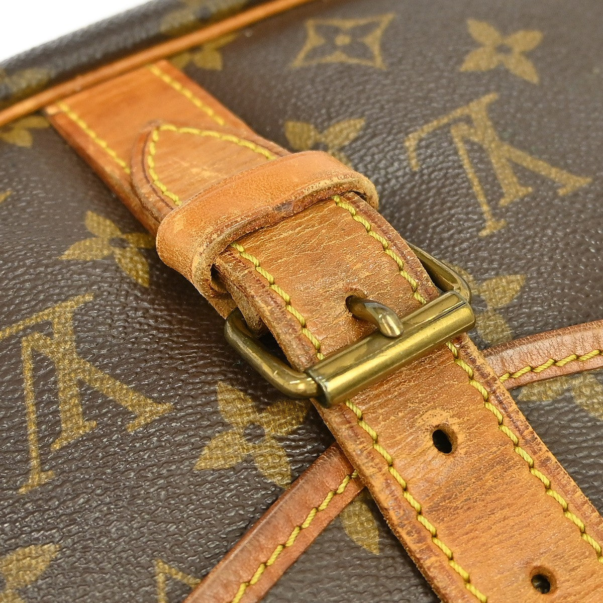 Louis Vuitton Saumur Messenger Monogram Canvas Brown Canvas Handbag (Pre-Owned)