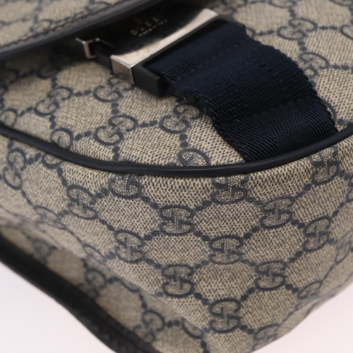 Gucci Gg Messenger Gg Coated Canvas Navy Pvc Shoulder Bag Bag (Pre-Owned)