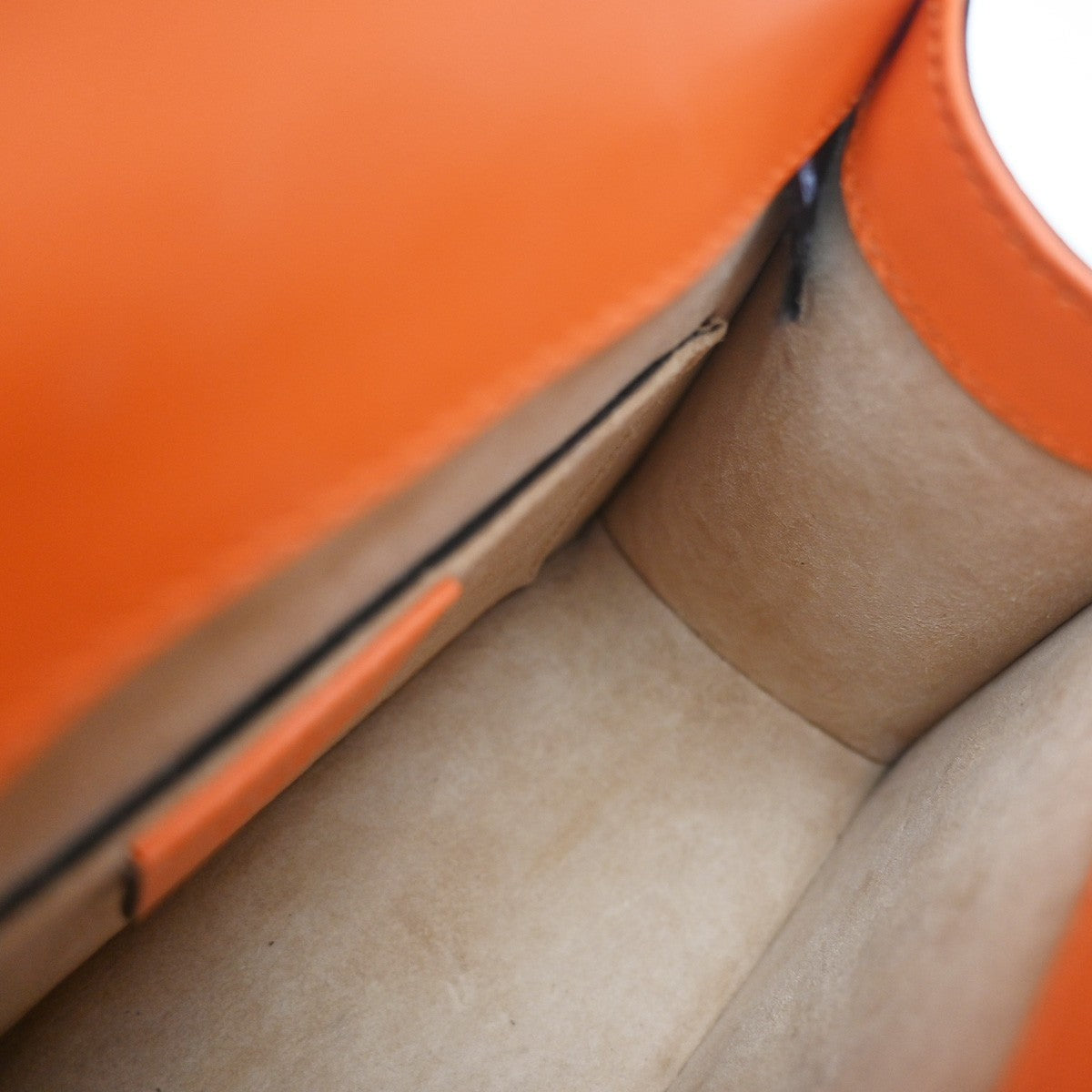 Gucci Sylvie Leather Orange Leather Handbag (Pre-Owned)