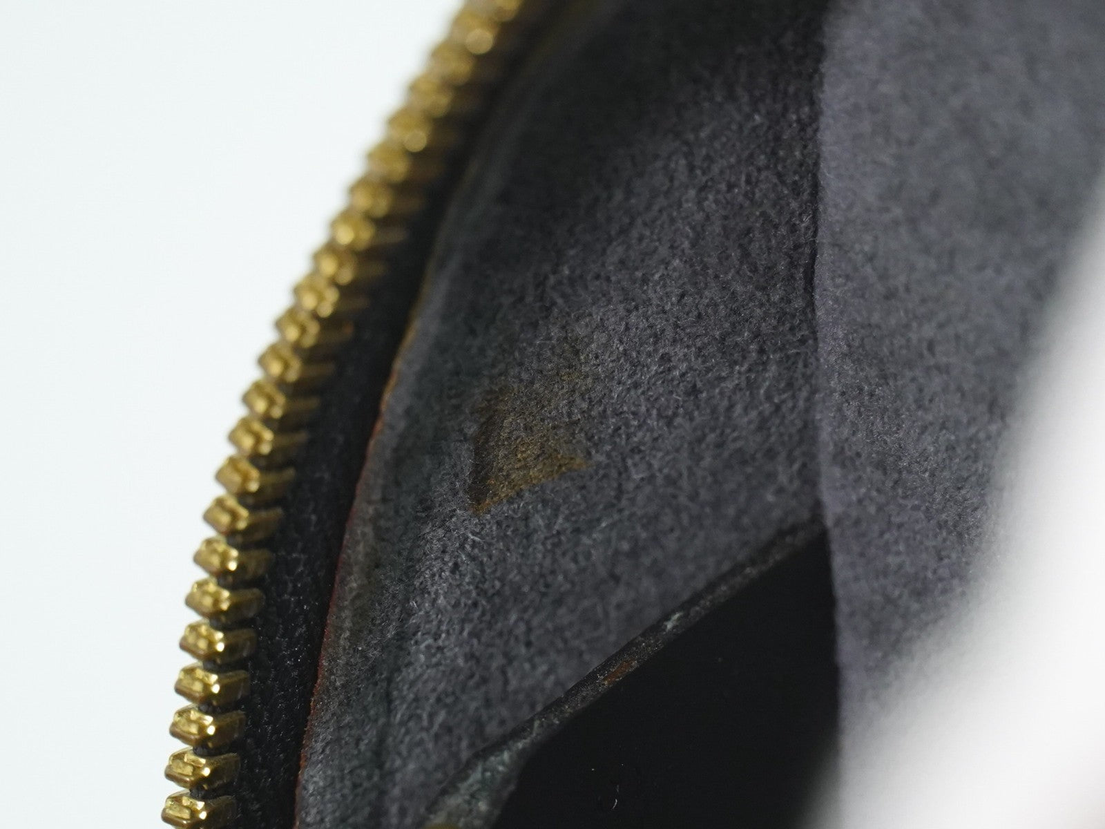 Louis Vuitton Voltaire Epi Leather Black Leather Shoulder Bag Bag (Pre-Owned)