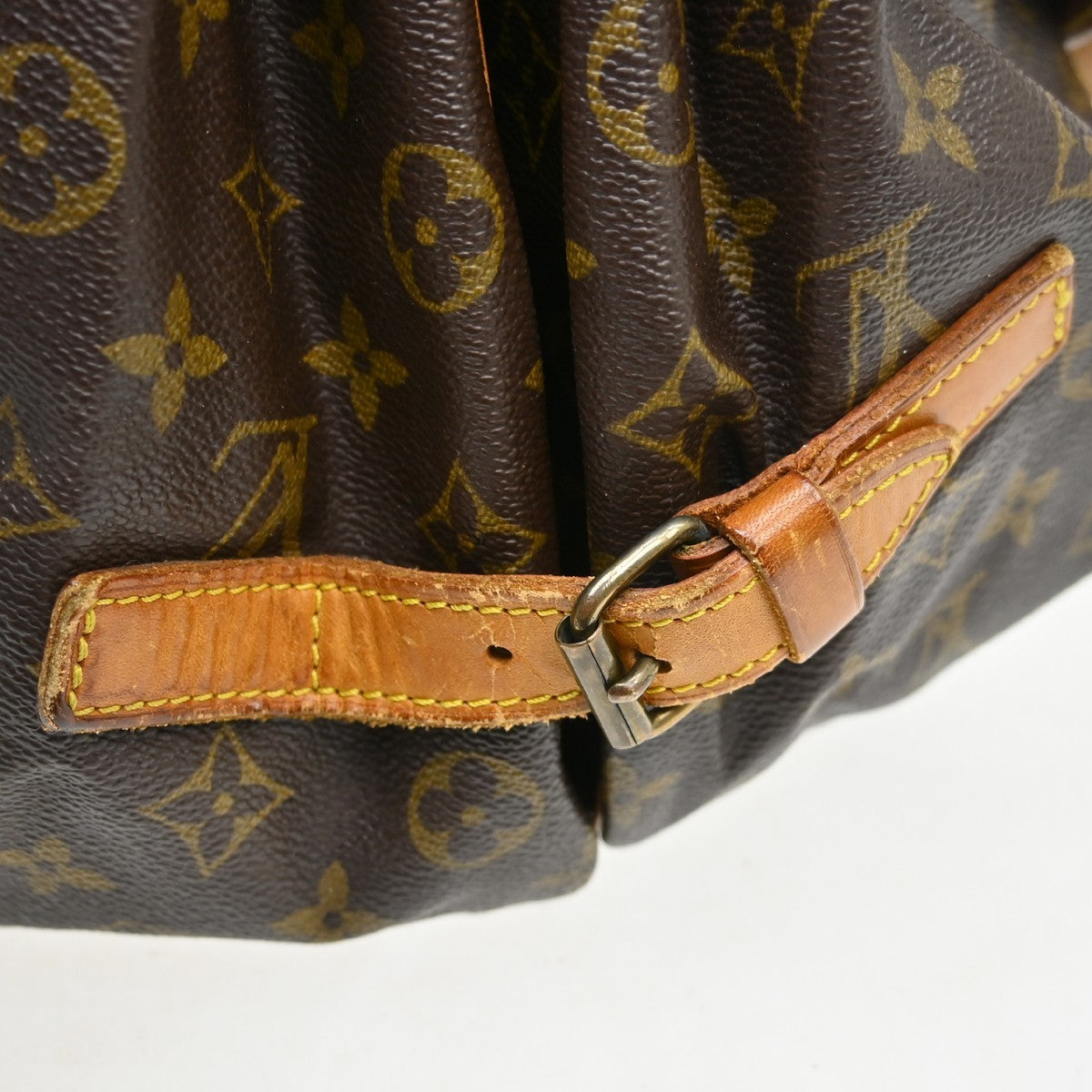 Louis Vuitton Saumur Monogram Canvas Brown Canvas Shoulder Bag Bag (Pre-Owned)