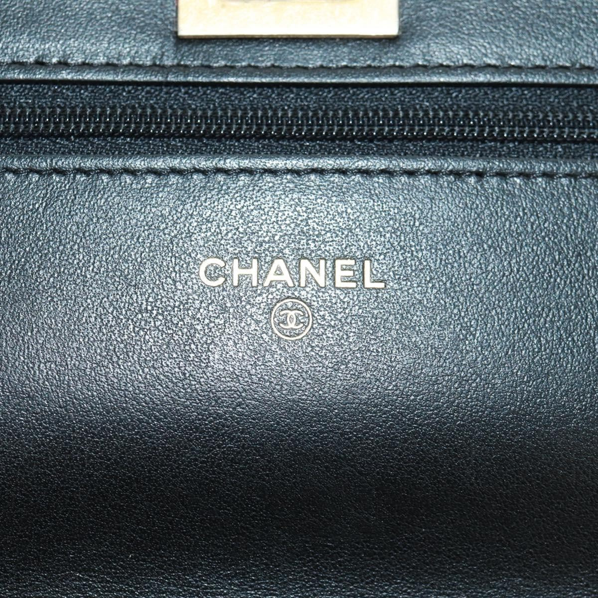 Chanel Lucky Charms Reissue 2.55 Flap Leather Black Leather Shoulder Bag Bag (Pre-Owned)