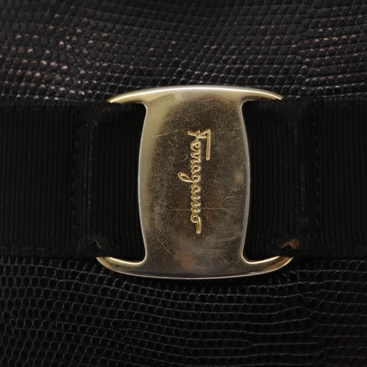 Salvatore Ferragamo Vala Leather Black Leather Shoulder Bag Bag (Pre-Owned)