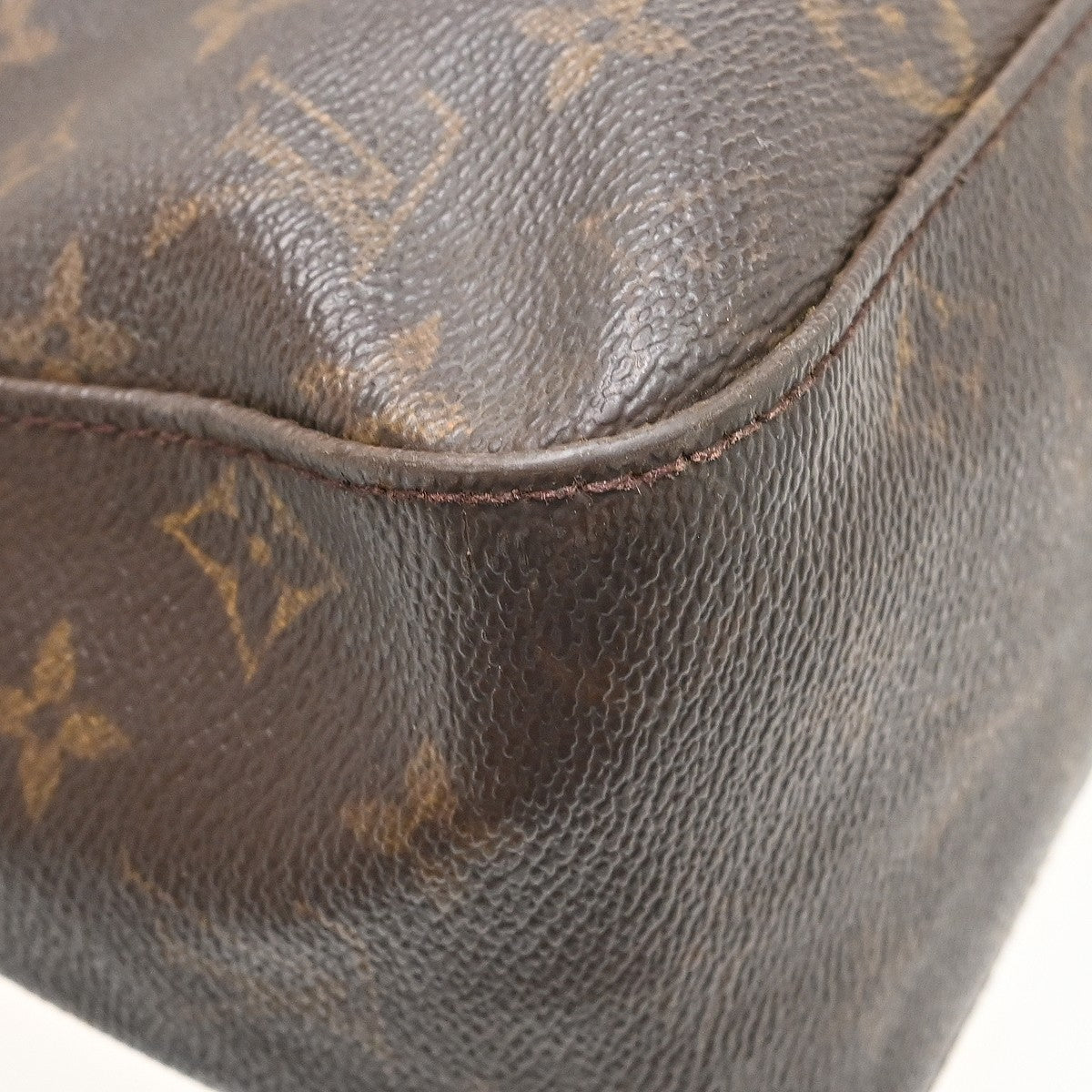 Louis Vuitton Monogram Looping Monogram Canvas Brown Canvas Shoulder Bag Bag (Pre-Owned)