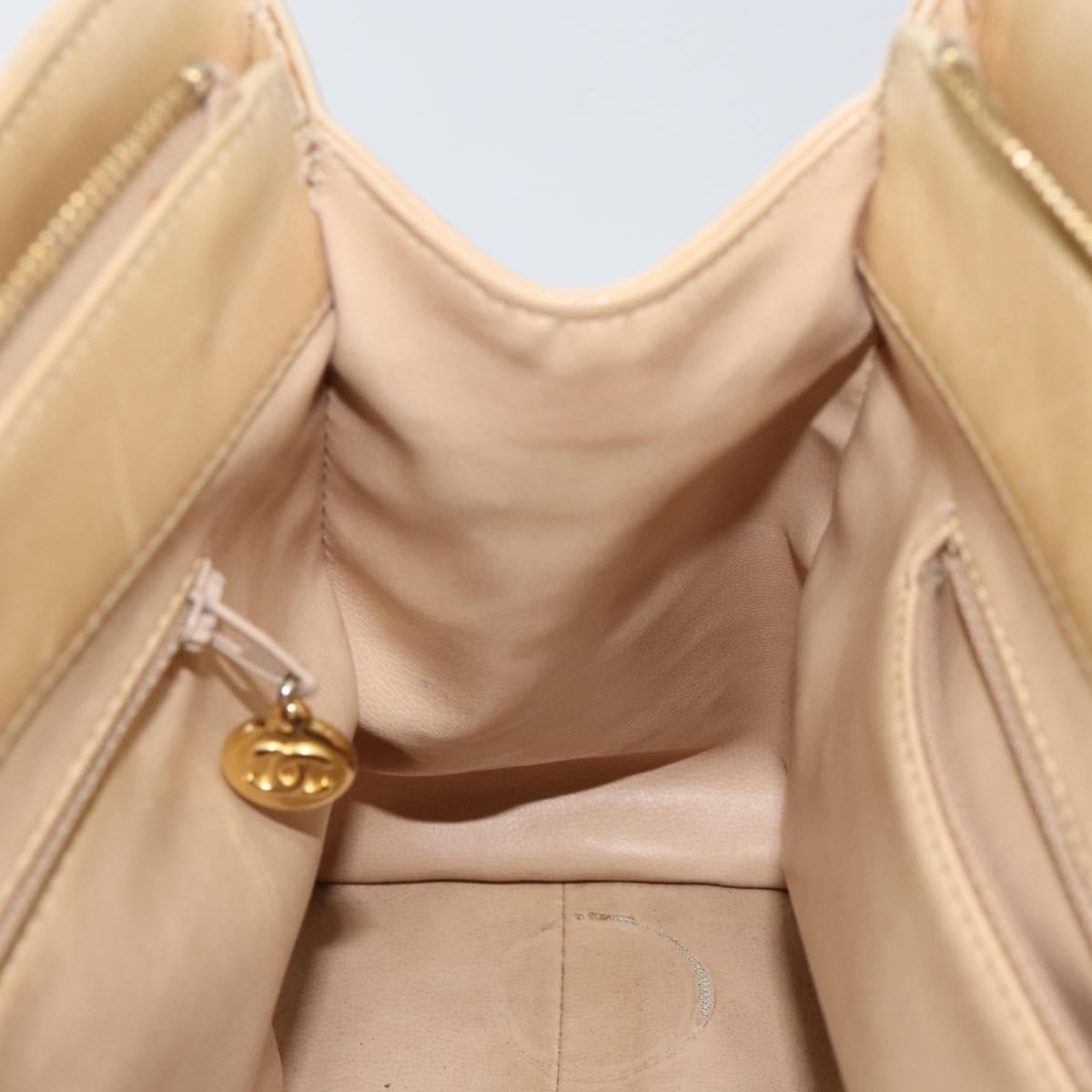 Chanel V Stitch Leather Beige Leather Handbag (Pre-Owned)