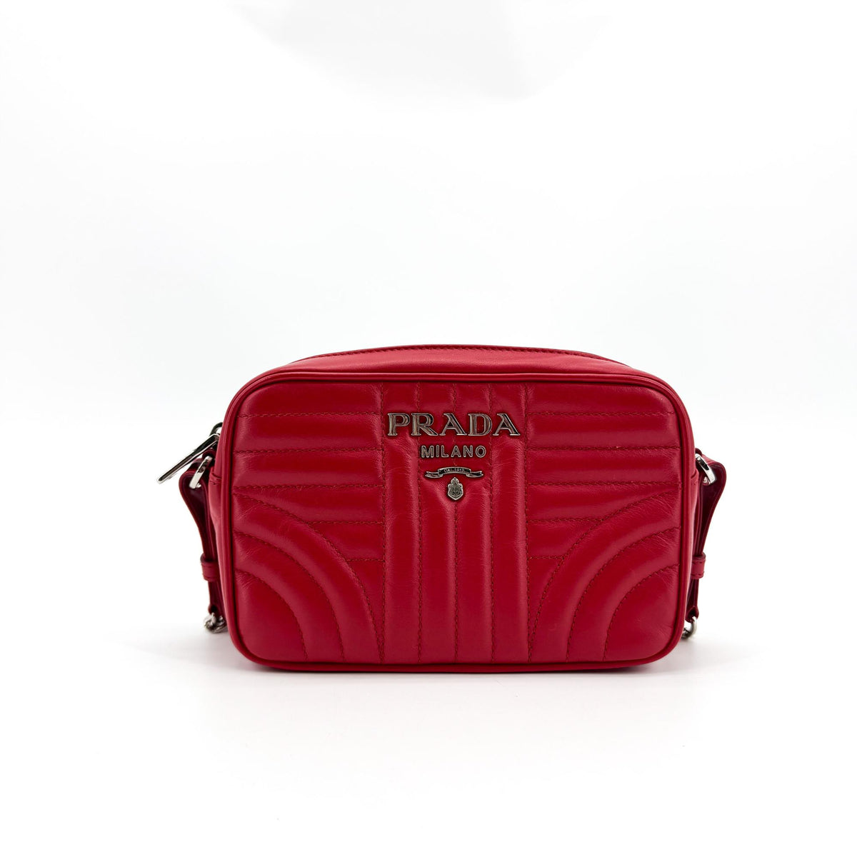 Prada Camera Diagramme Quilted Leather Red Leather Handbag (Pre-Owned)