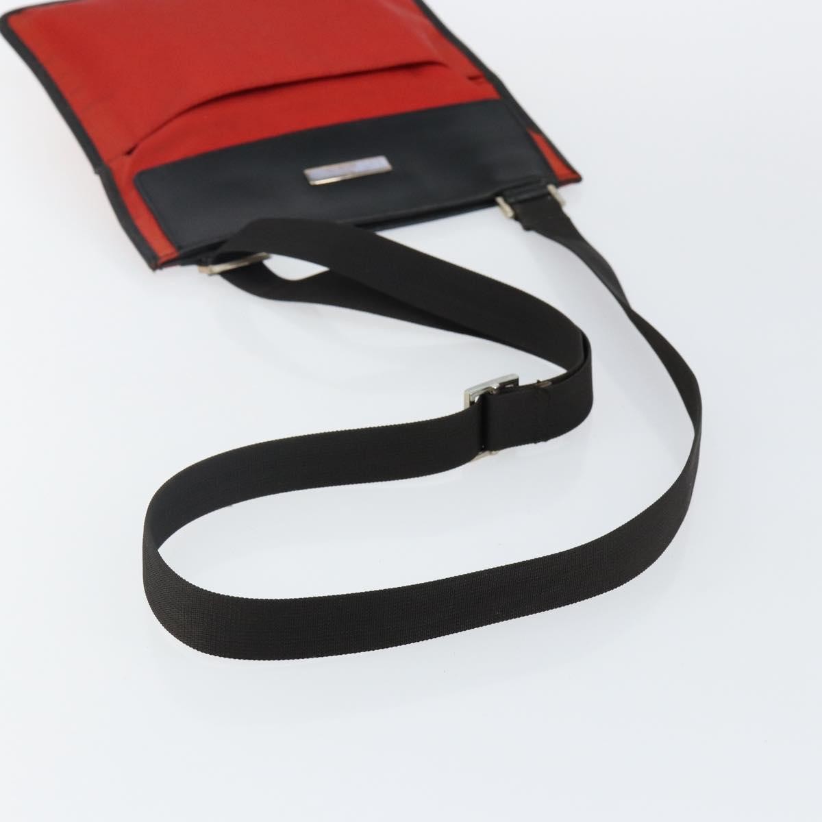 Gucci Front Pocket Messenger Nylon Red Nylon Shoulder Bag Bag (Pre-Owned)