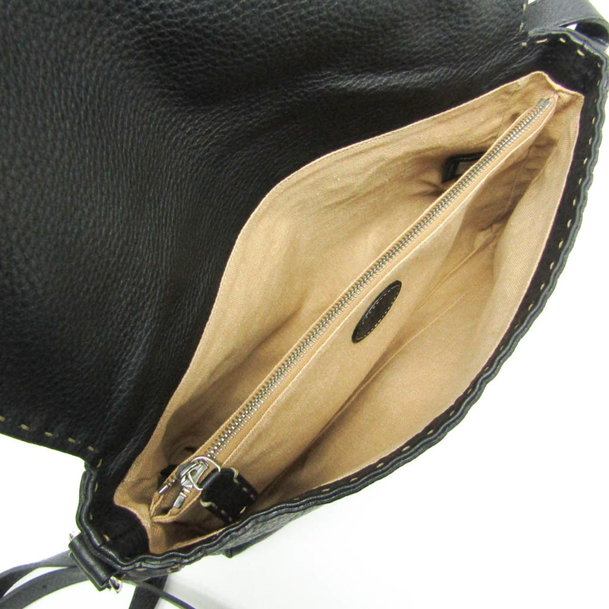 Fendi Selleria Messenger Leather Black Leather Shoulder Bag Bag (Pre-Owned)