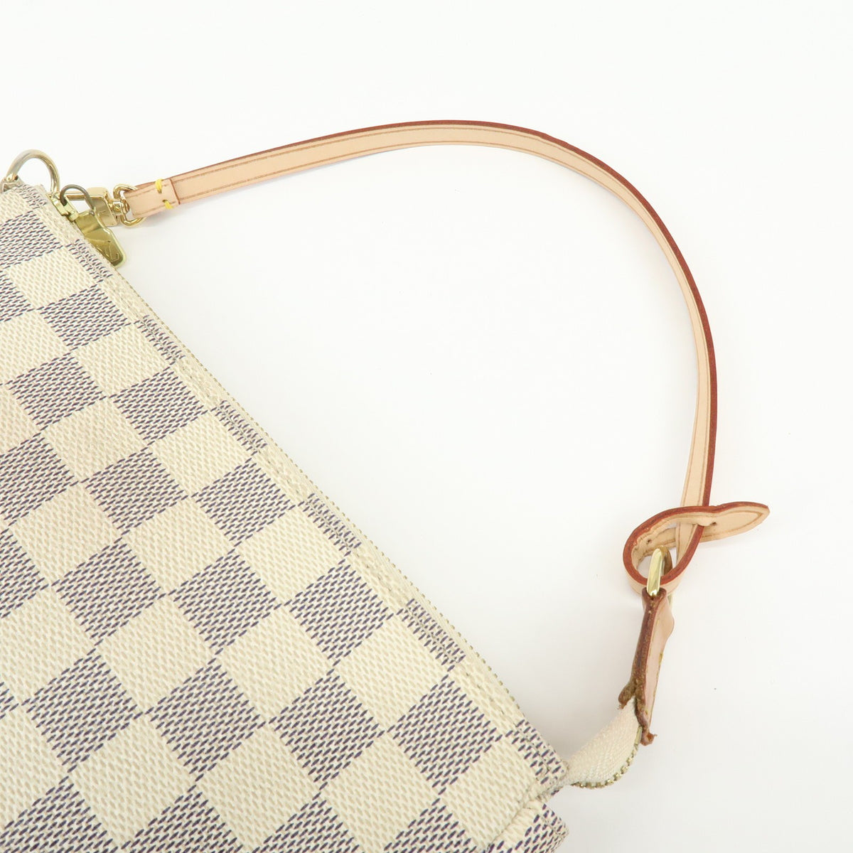 Louis Vuitton Pochette Accessoires Damier White Canvas Clutche & Pouche Bag (Pre-Owned)