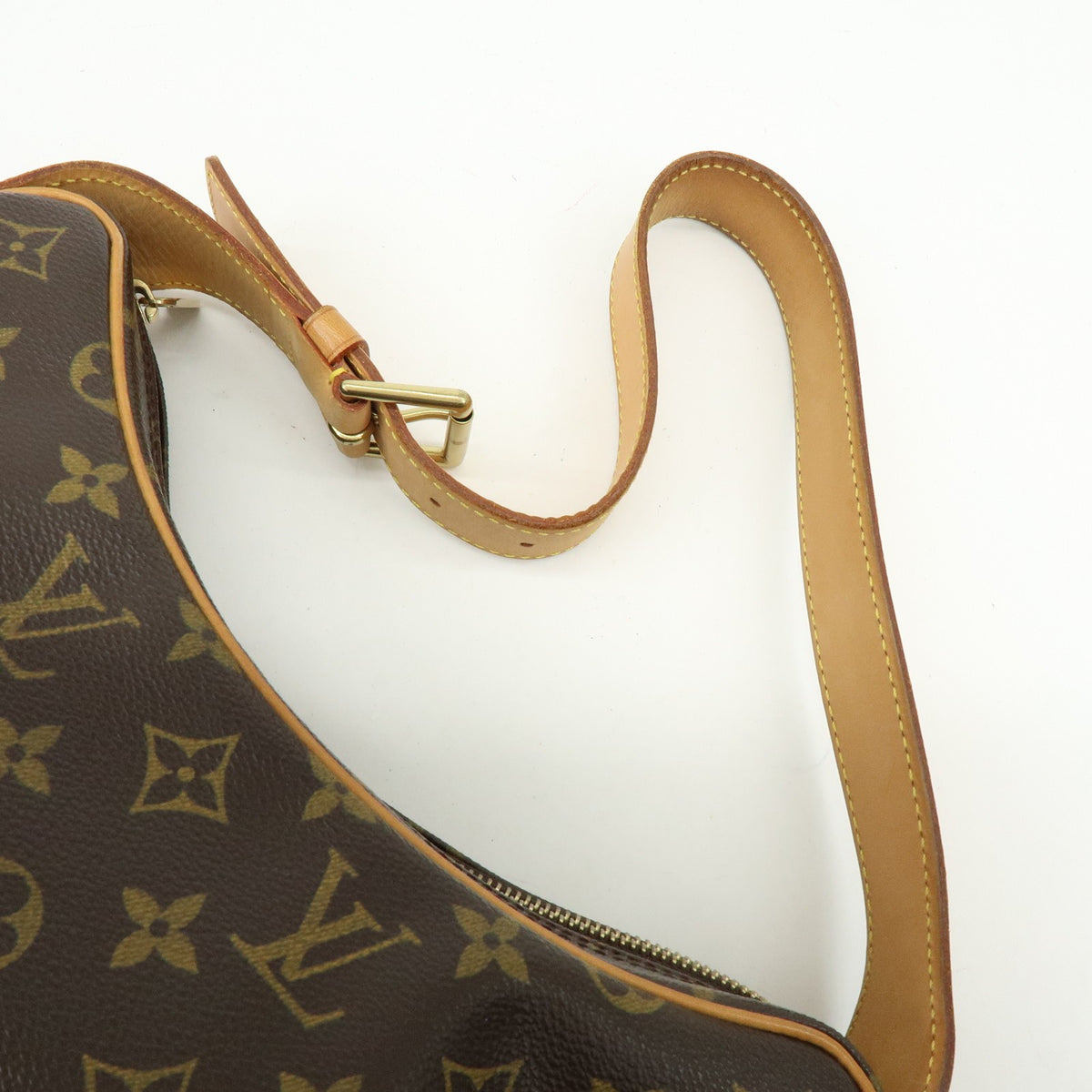 Louis Vuitton Croissant Monogram Canvas Brown Canvas Handbag (Pre-Owned)