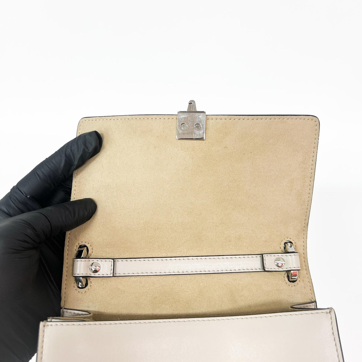 Fendi Kan I Leather Ecru Leather Shoulder Bag Bag (Pre-Owned)