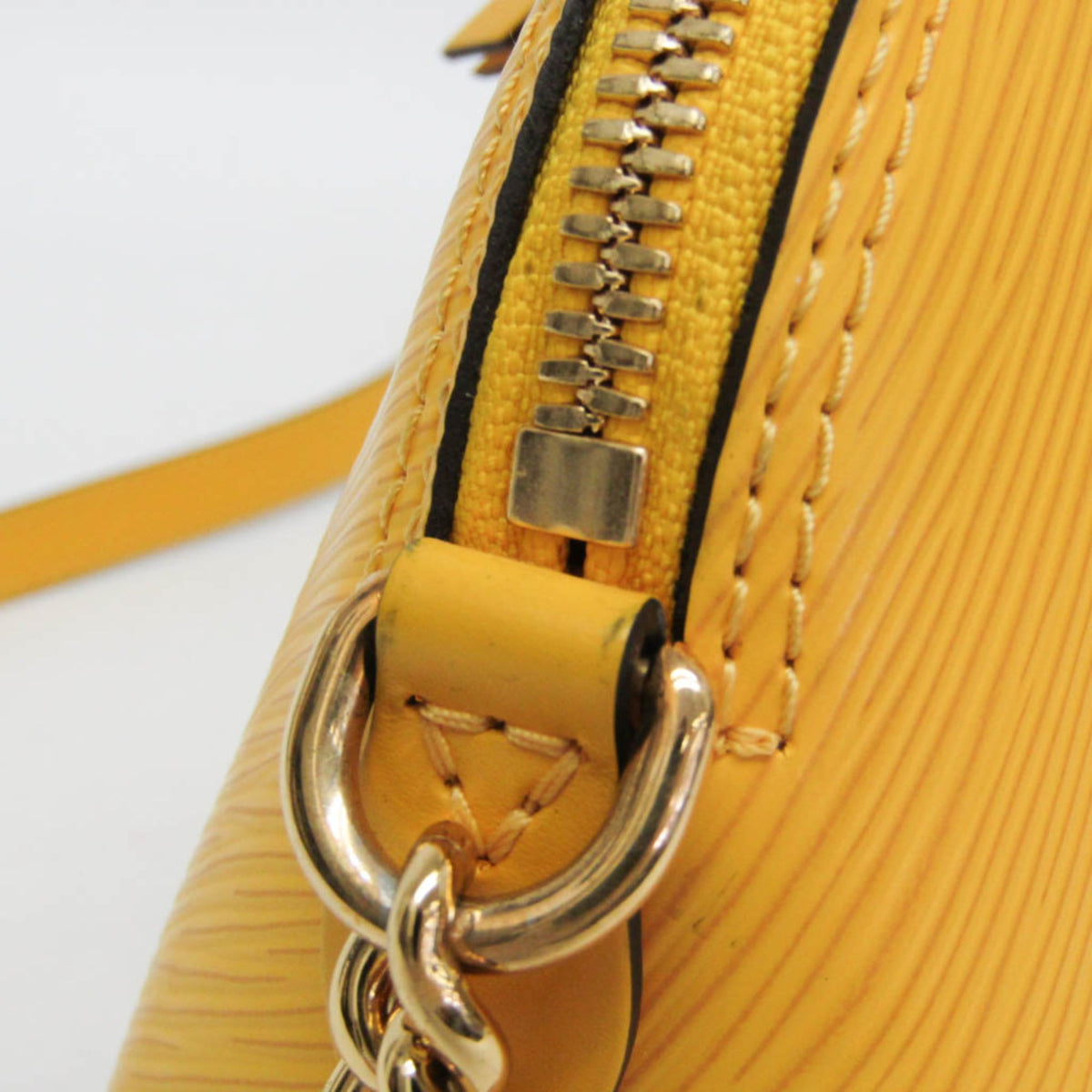 Louis Vuitton Alma Chain Epi Leather Yellow Leather Shoulder Bag Bag (Pre-Owned)