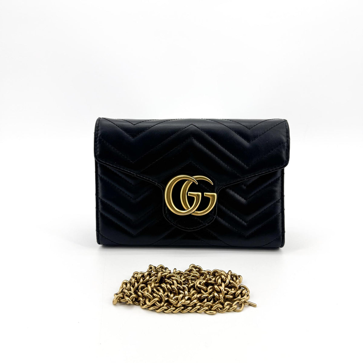 Gucci Gg Marmont Flap Matelasse Leather Black Leather Handbag (Pre-Owned)