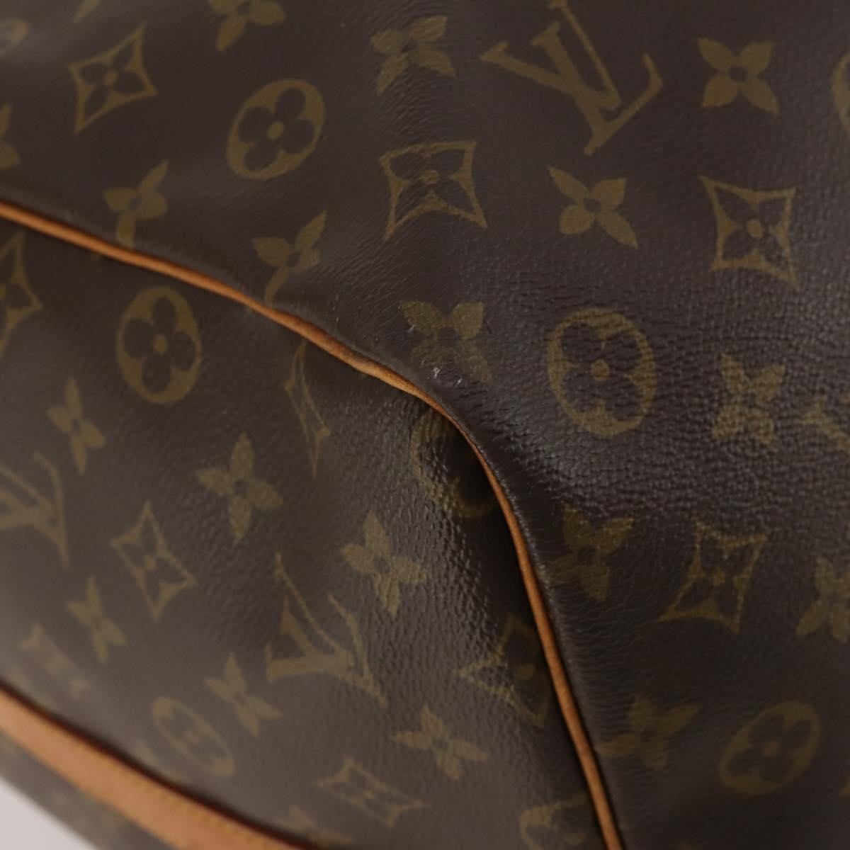 Louis Vuitton Keepall Bandoulière Monogram Brown Canvas Travel Bag Bag (Pre-Owned)