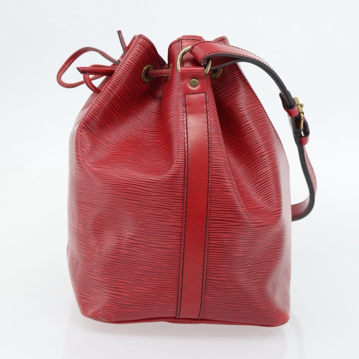 Louis Vuitton Petit Noe Epi Leather Red Leather Shoulder Bag Bag (Pre-Owned)